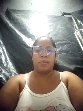 Snapshot of Big_ass_submissive chatting on 03.27.26 Big ass submissive online show from 03.27.26