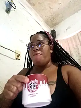 Snapshot of Big_ass_submissive chatting on 04.08.26 Big ass submissive online show from 04.08.26