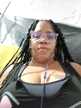 Snapshot of Big_ass_submissive chatting on 04.09.26 Big ass submissive online show from 04.09.26