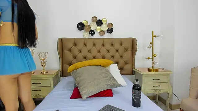 Alison Carde05 online show from 12.21.25