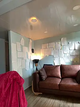 Snapshot of Canneela chatting on 02.20.26 Canneela online show from 02.20.26