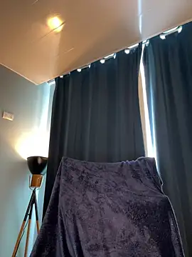 Snapshot of Canneela chatting on 02.25.26 Canneela online show from 02.25.26