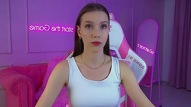 VeronicaVances online show from 11.20.25