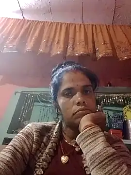 Snapshot of Hot_ashna chatting on 11.16.25 Hot ashna online show from 11.16.25