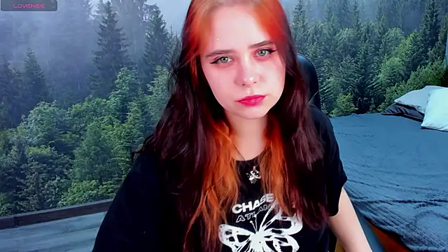 Snapshot of Alis_Platt chatting on 02.07.26 Alis Platt online show from 02.07.26