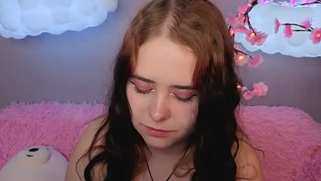 Snapshot of Alis_Platt chatting on 03.09.26 Alis Platt online show from 03.09.26