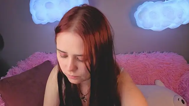 Snapshot of Alis_Platt chatting on 04.06.26 Alis Platt online show from 04.06.26