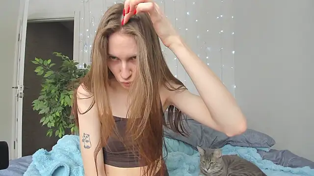 Snapshot of Kelly_Gerzikaa chatting on 02.23.26 Kelly Gerzikaa online show from 02.23.26