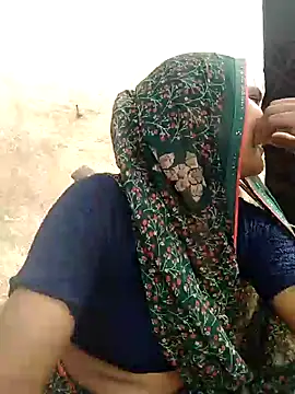 Snapshot of Sapna9685 chatting on 09.15.25 Sapna9685 online show from 09.15.25