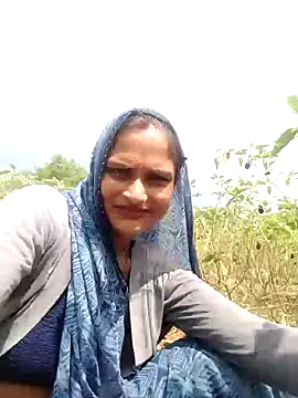 Snapshot of Sapna9685 chatting on 09.28.25 Sapna9685 online show from 09.28.25