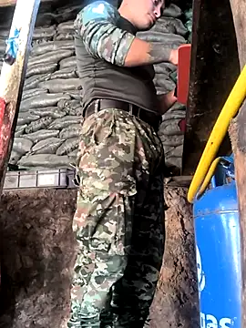 Snapshot of lamejorpene chatting on 09.25.25 lamejorpene online show from 09.25.25