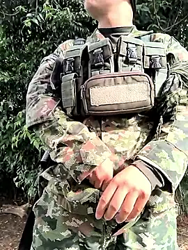 Snapshot of lamejorpene chatting on 10.16.25 lamejorpene online show from 10.16.25