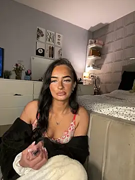 Spicy-Rosie20 online show from 03.31.26