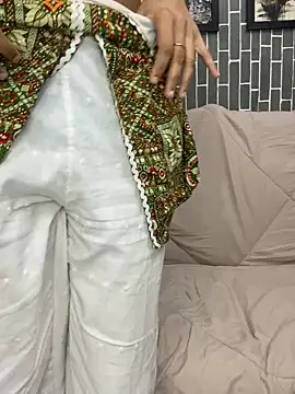 Snapshot of Riya-6969 chatting on 03.19.26 Riya-6969 online show from 03.19.26