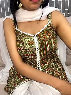 Snapshot of Riya-6969 chatting on 04.04.26 Riya-6969 online show from 04.04.26