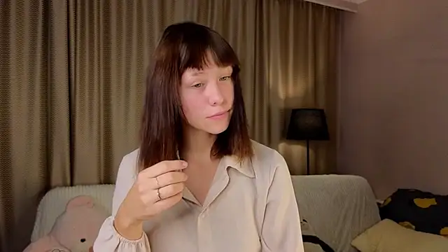 Snapshot of BritniBers chatting on 09.14.25 BritniBers online show from 09.14.25