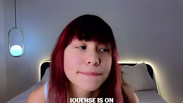 Snapshot of BritniBers chatting on 10.25.25 BritniBers online show from 10.25.25