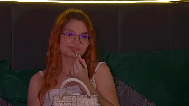 BellaMarebelle online show from 09.21.25