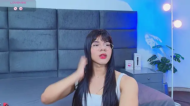 Slenna Moon online show from 03.09.26