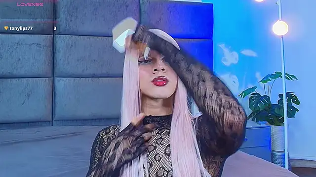 Slenna Moon online show from 03.25.26