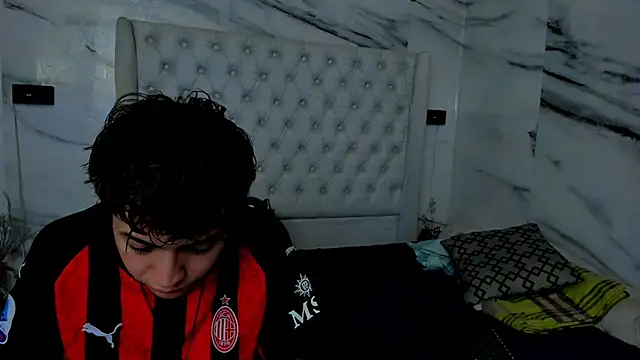 Ari and Storm online show from 01.31.26