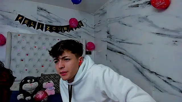 Ari and Storm online show from 03.19.26