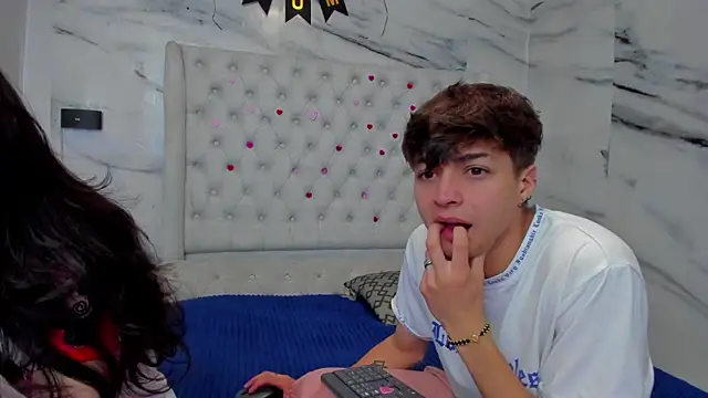 Ari and Storm online show from 05.09.26