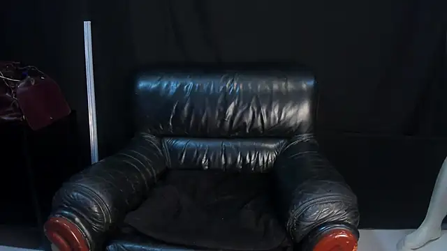 Scarlett 14  online show from 03.27.26