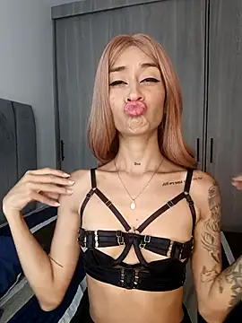 Snapshot of SunshineLizzy chatting on 03.21.26 SunshineLizzy online show from 03.21.26