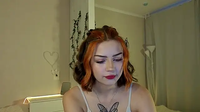 PurrrBerry online show from 09.18.25