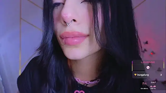 Snapshot of Hollyxx_ chatting on 11.06.25 Hollyxx online show from 11.06.25