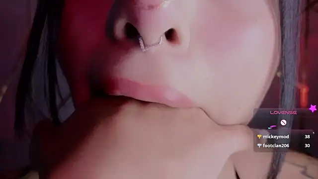 Snapshot of Hollyxx_ chatting on 01.16.26 Hollyxx online show from 01.16.26