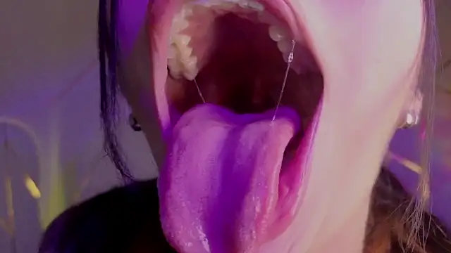 Snapshot of Hollyxx_ chatting on 02.10.26 Hollyxx online show from 02.10.26