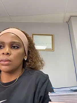 031bubbles online show from 10.28.25