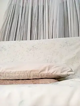 Marian Zeller online show from 12.22.25