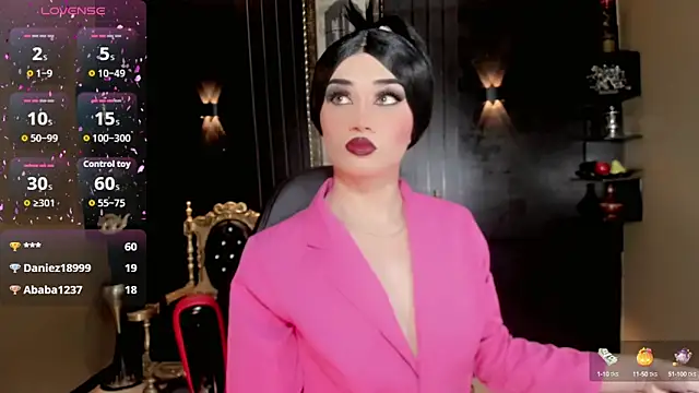 Snapshot of Madiso_Santiel chatting on 10.10.25 Madiso Santiel online show from 10.10.25