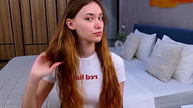 AmadaReine online show from 03.28.26