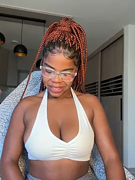 Snapshot of Sweet-Jade chatting on 10.01.25 Sweet-Jade online show from 10.01.25