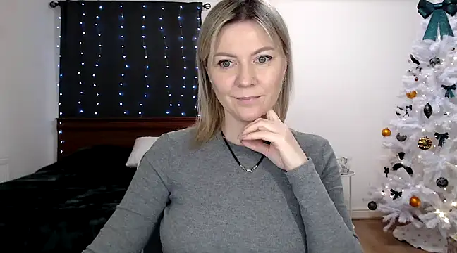 ParadiseAlina online show from 12.15.24