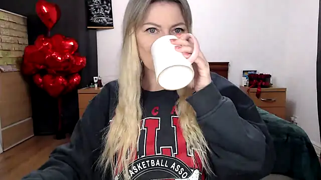 Snapshot of ParadiseAlina chatting on 02.09.26 ParadiseAlina online show from 02.09.26