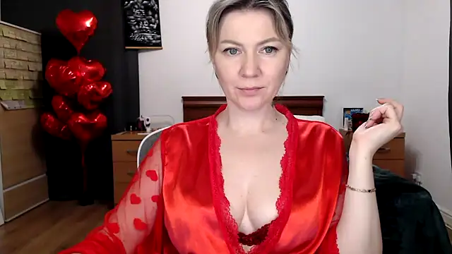 Snapshot of ParadiseAlina chatting on 02.11.26 ParadiseAlina online show from 02.11.26