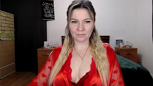 Snapshot of ParadiseAlina chatting on 02.17.26 ParadiseAlina online show from 02.17.26