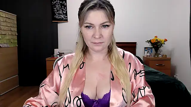 Snapshot of ParadiseAlina chatting on 02.22.26 ParadiseAlina online show from 02.22.26