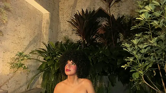 SheyLopez online show from 10.19.25