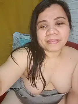 hotlyn45 online show from 02.24.26