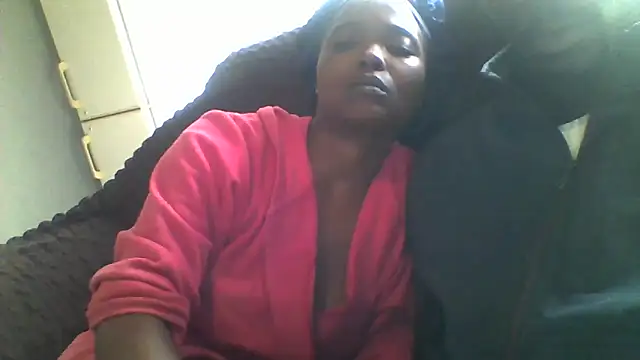Snapshot of longdickson12345 chatting on 04.25.26 longdickson12345 online show from 04.25.26