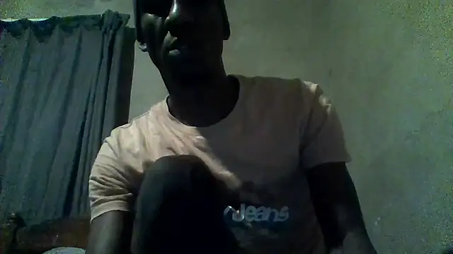 Snapshot of longdickson12345 chatting on 05.18.26 longdickson12345 online show from 05.18.26