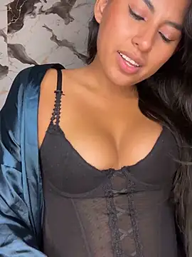 Snapshot of BrunetteBliss69 chatting on 02.26.26 BrunetteBliss69 online show from 02.26.26