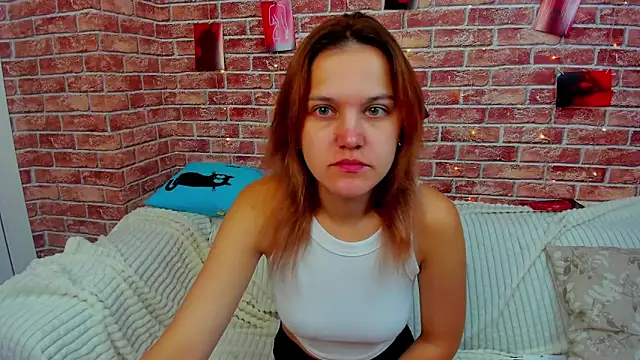 Snapshot of Hot___Jess chatting on 09.14.25 Hot Jess online show from 09.14.25