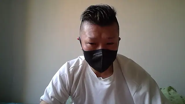 Snapshot of yuuta_yy chatting on 03.23.26 yuuta yy online show from 03.23.26